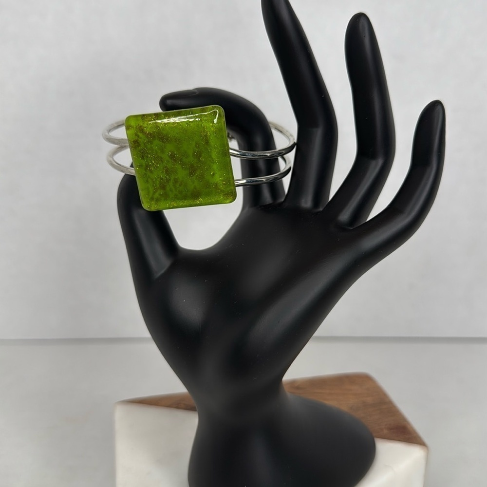 Modern Green and Silver Bracelet with Square Centerpiece lot C15